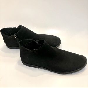 Kenneth Cole Reaction Suede Booties - Sz 7.5